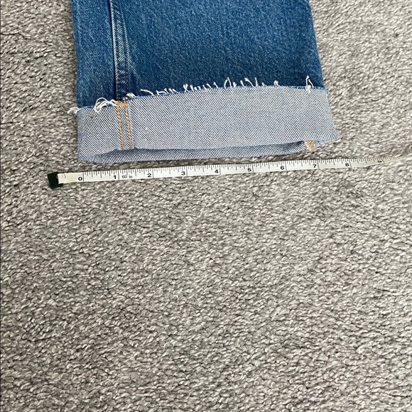 Distressed Good American Jeans - Picture 8 of 11